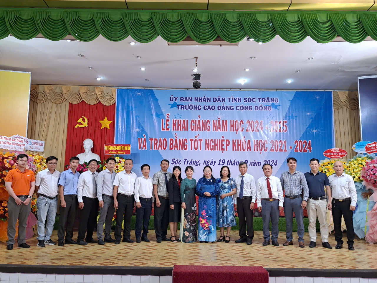 Lễ Khai giảng năm học 2024 - 2025 và Trao bằng tốt nghiệp khóa 2021 - 2024